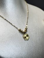 گردنبند گل و گوی